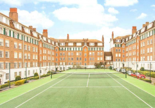 Richmond Hill flats, TW10